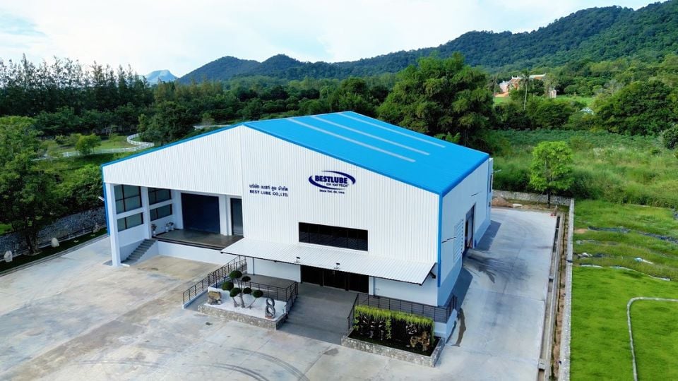 เบสท์ ลูบ ฉลองครบรอบ 30 ปี เปิดออฟฟิศใหม่ศรีราชา และลงนาม MOU กับมุงเกอร์ฯ