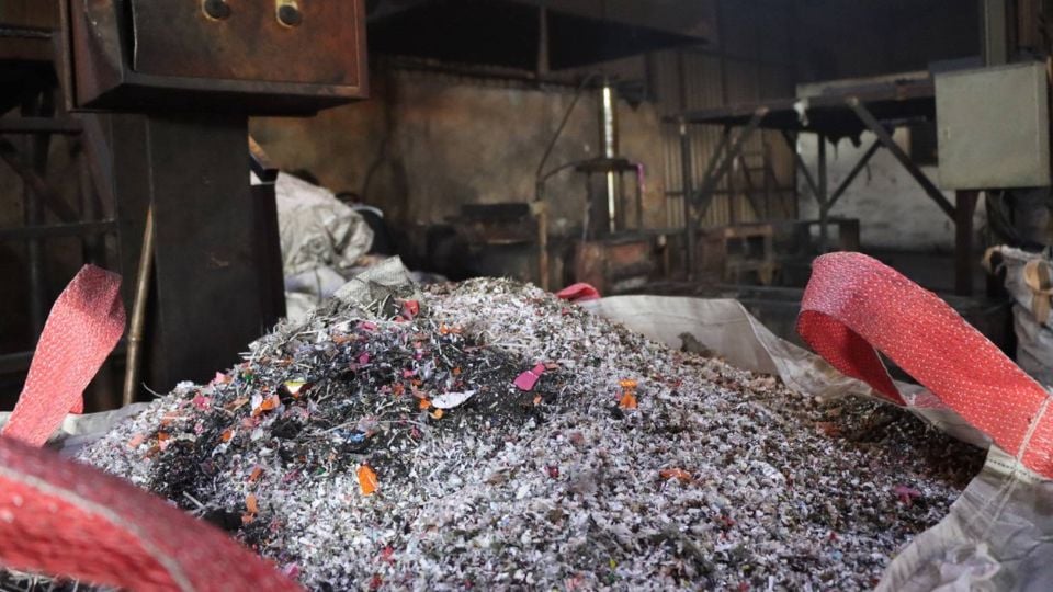 กระทรวงอุตฯ สั่งปิดโรงงานระยอง–พบอีกแห่งเป็นโรงงานเถื่อน