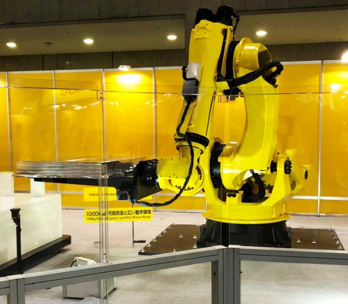 หุ่นยนต์อุตสาหกรรมสำหรับการผลิตรถอีวี - หุ่นยนต์ที่เป็นมิตร - Friendly Robot - แนวทางการพัฒนาหุ่นยนต์ 2023